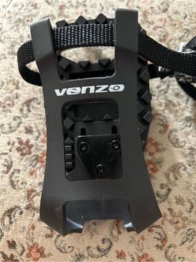 Venzo Black Bicycle Toe Clips with Adjustable Strap